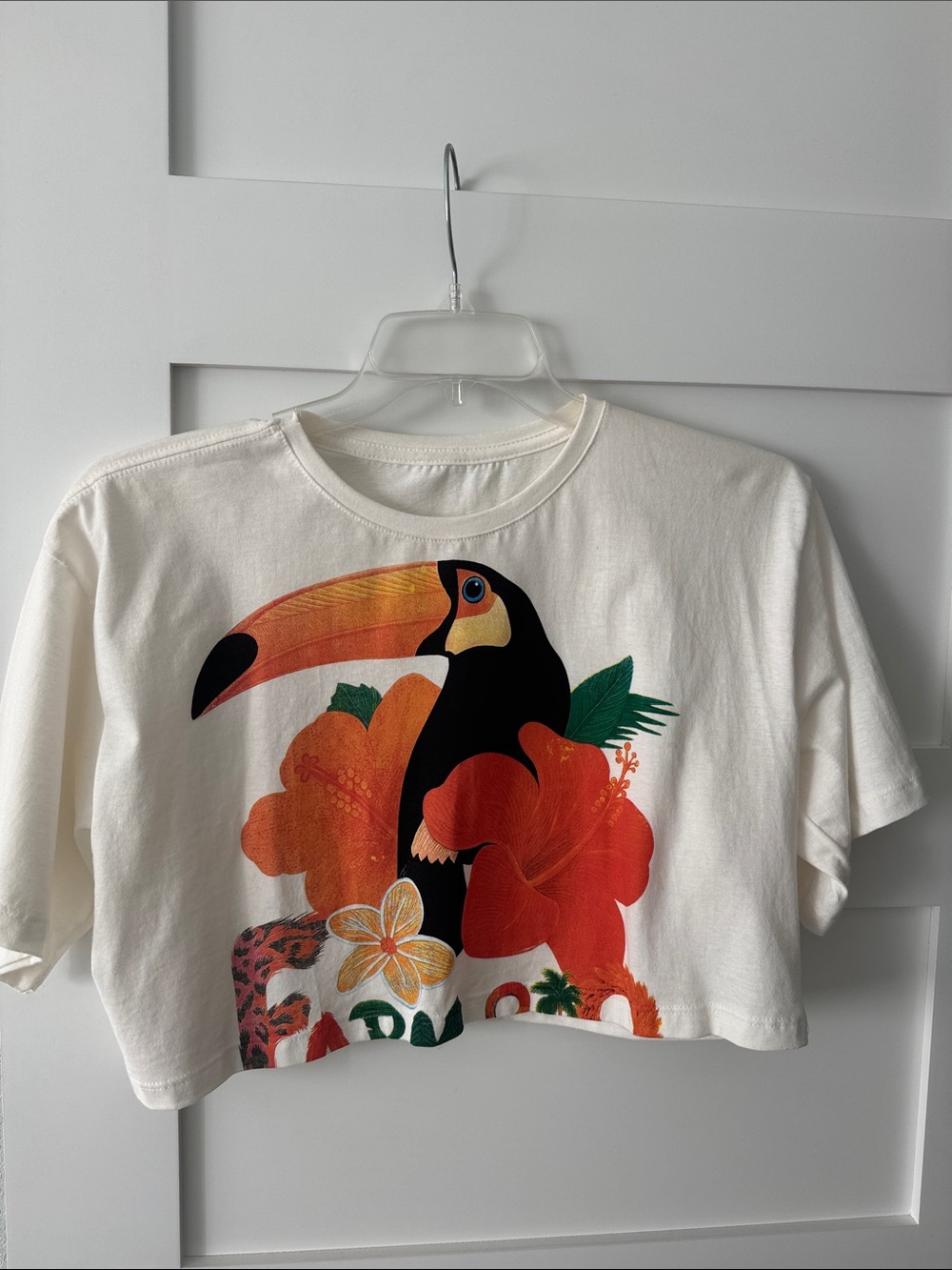 Farm Rio Cream Toucan Graphic Crop Tee